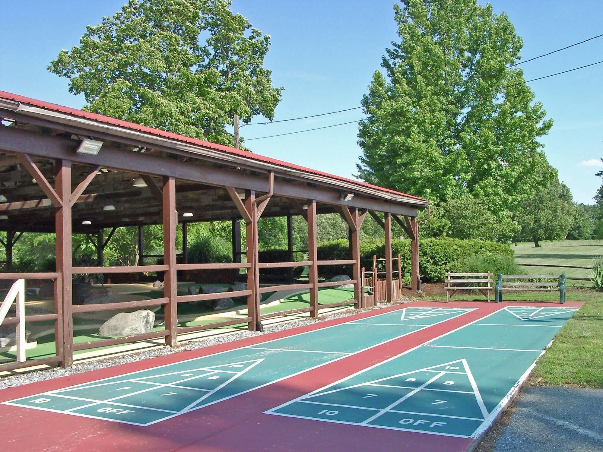 Circle M Rv & Camping Resort - Caravan Park Millersville Exterior photo